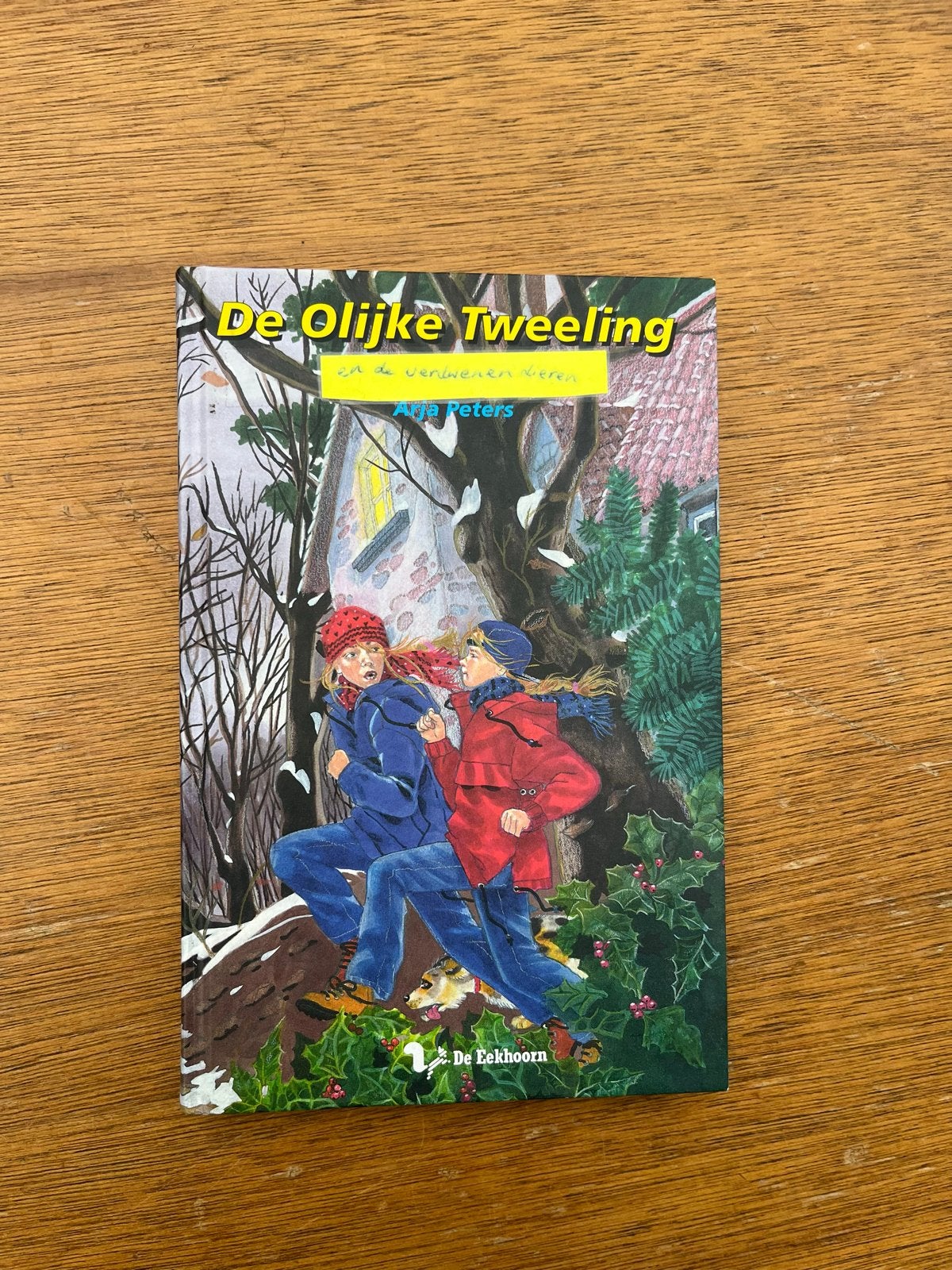 De Olijke Tweeling en de verdwenen dieren - Unieke uitgave!, Boeken, Ophalen of Verzenden, Gelezen, Fictie
