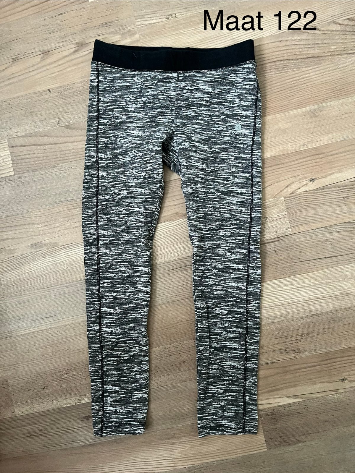 Sport- / dansbroek, ongeveer maat 122, Ophalen of Verzenden, Gebruikt, Meisje, Sport- of Zwemkleding