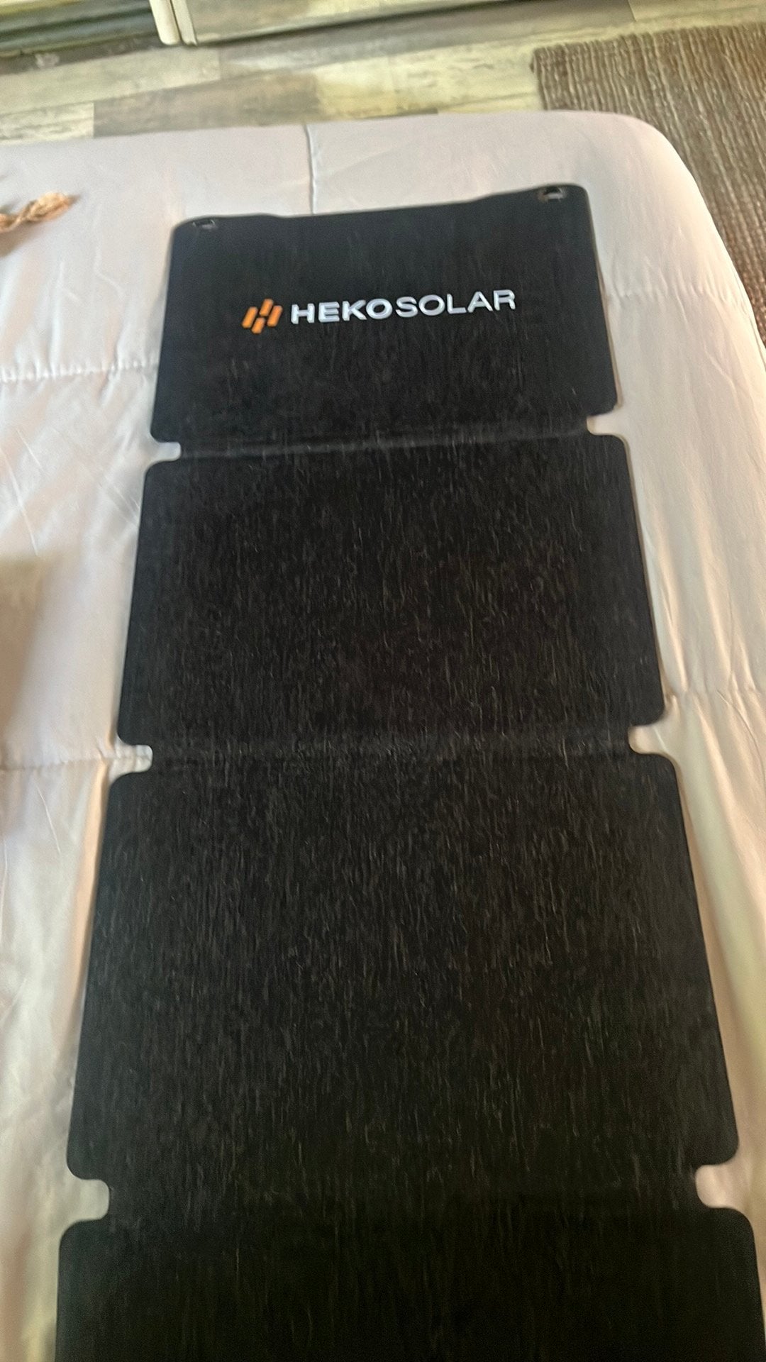 Powerbank Fuse 140 + Portable Solar Panel Unfold 30 × 1, Telecommunicatie, Powerbanks, Ophalen of Verzenden, Nieuw