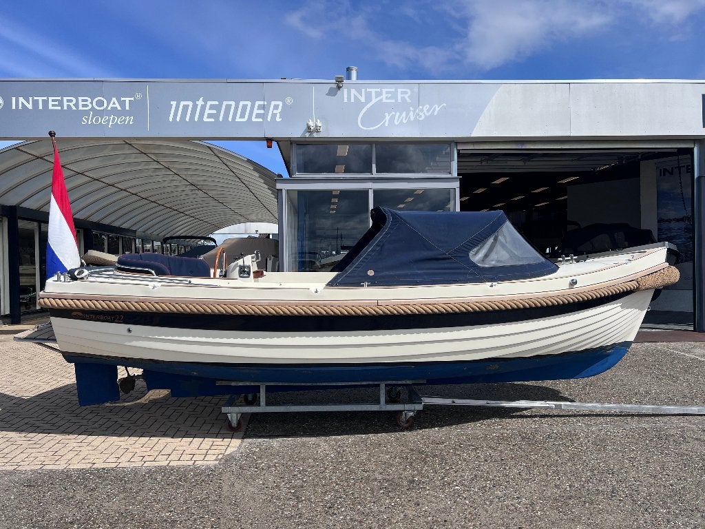 Interboat 22 (07), Ophalen, Afdekzeil, Binnenboordmotor, Interboat