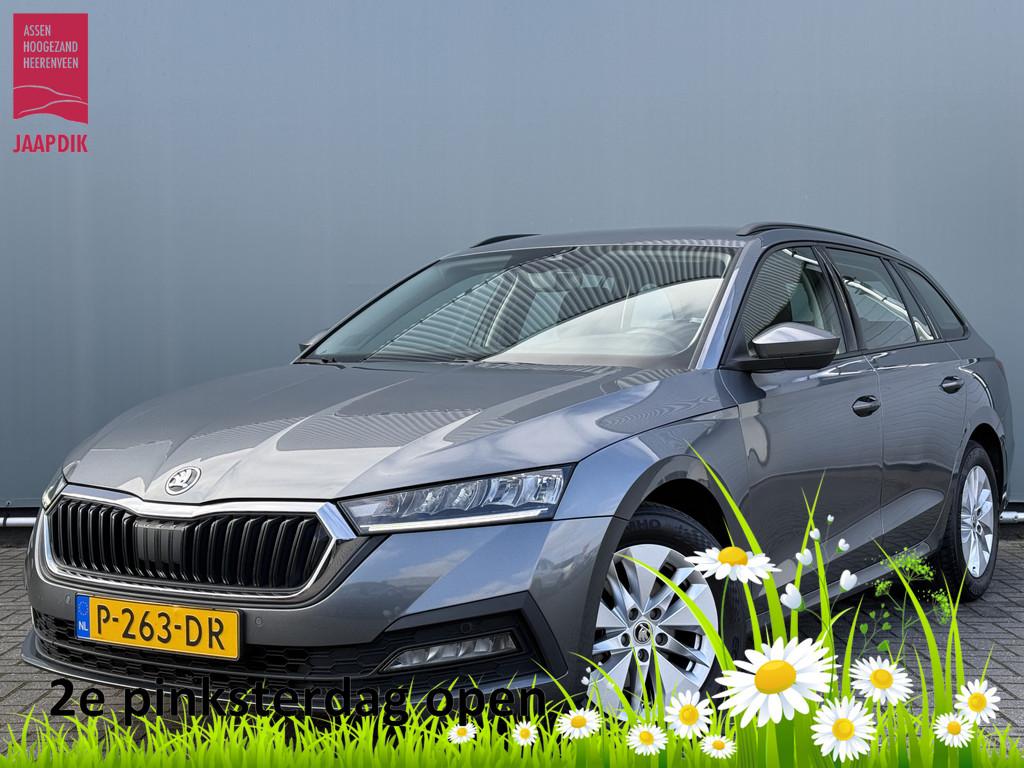 Skoda Octavia Combi BJR 2022 1.0 TSI 111 PK Business Edition, Auto's, Skoda, Stof, Gebruikt, Euro 6, Origineel Nederlands