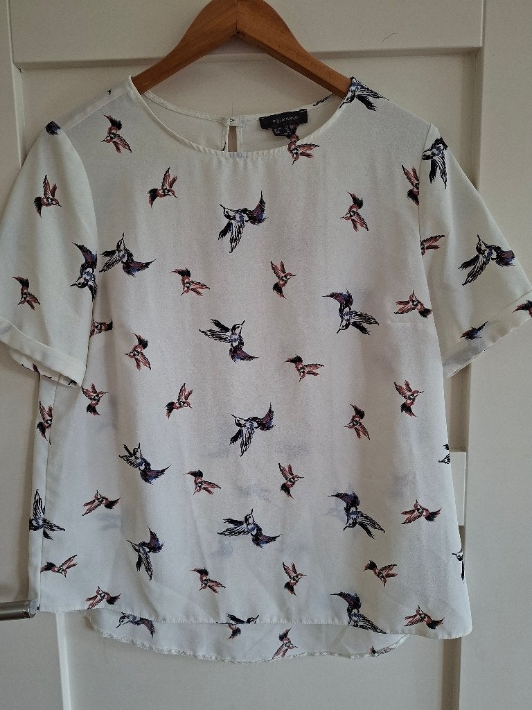 shirt /blouse. Mt 40. Lengte 60 cm.Van oksel tot oksel 50 cm, Maat 38/40 (M), Primark, Wit, Ophalen of Verzenden
