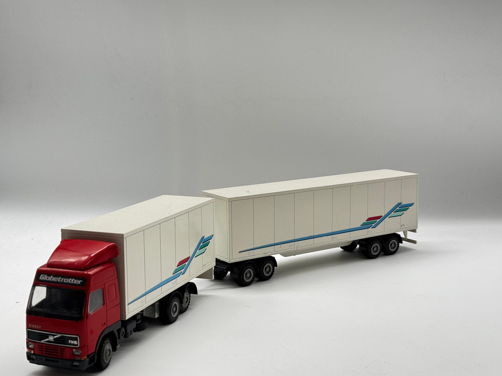 CONRAD VOLVO FH 16 globetrotter LZP, Hobby en Vrije tijd, ., Conrad, Ophalen of Verzenden, Zo goed als nieuw