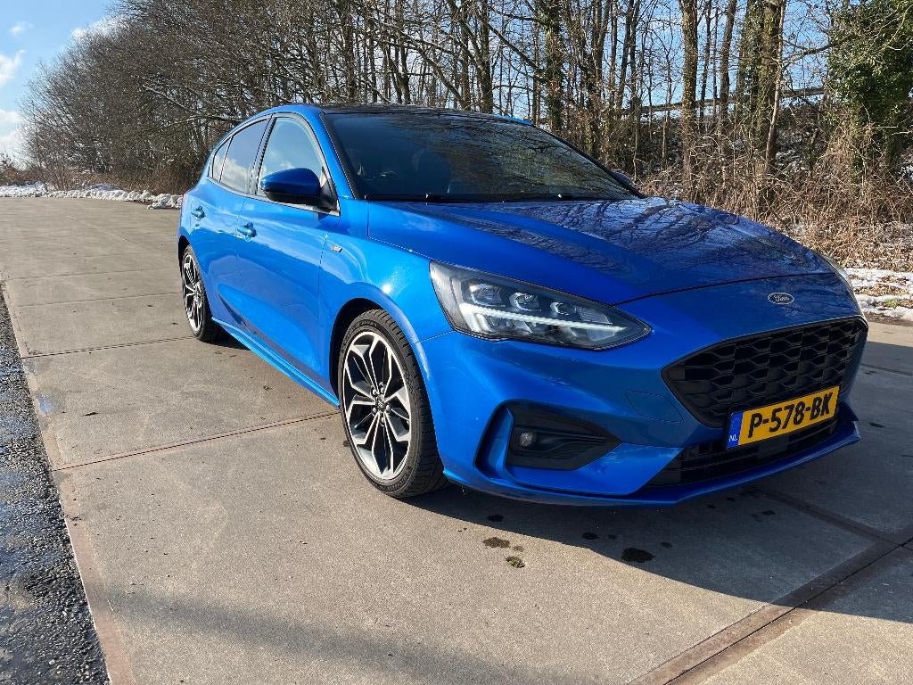 Ford Focus 125pk ST line 2018 / B&O/ pano/keyless, 1304 kg, Zwart, Blauw, Particulier