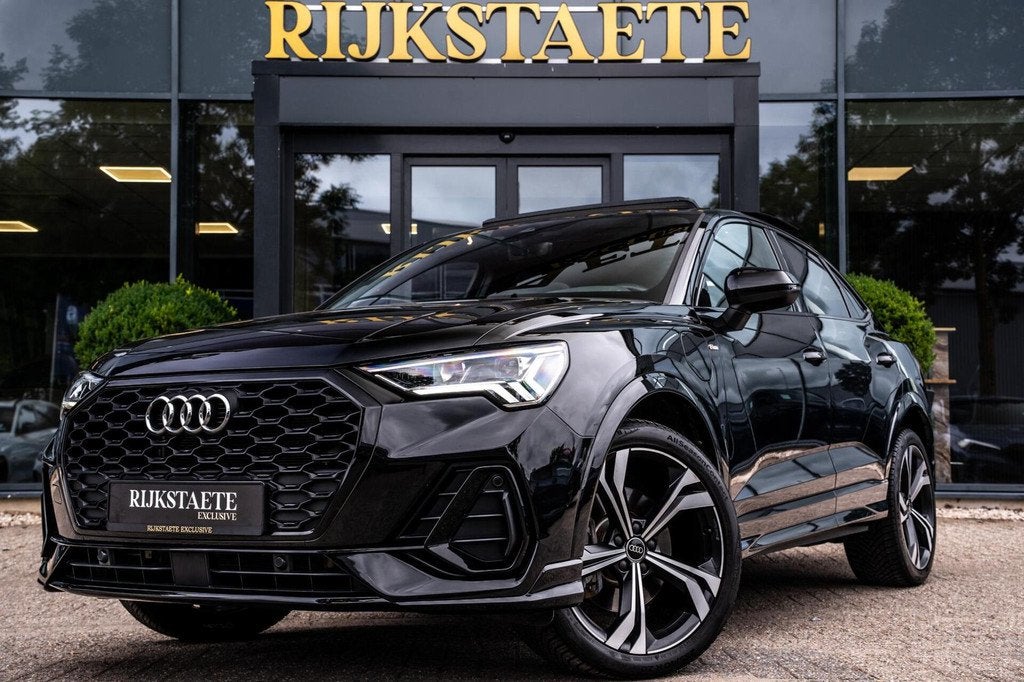 Audi Q3 Sportback 45 TFSI e S Line|PANO|HEAD-UP|CRUICE|20'', Auto's, Audi, Gebruikt, Zwart, Zwart, Hybride Elektrisch/Benzine