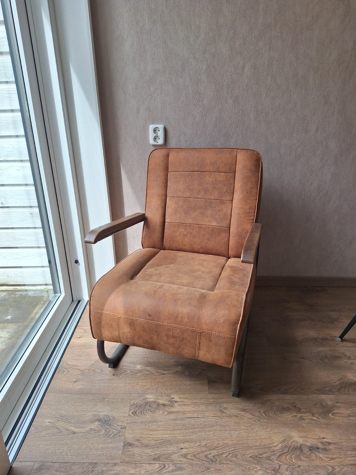 Mooie bruine fauteuil, Ophalen of Verzenden, Zo goed als nieuw, 75 tot 100 cm, 50 tot 75 cm