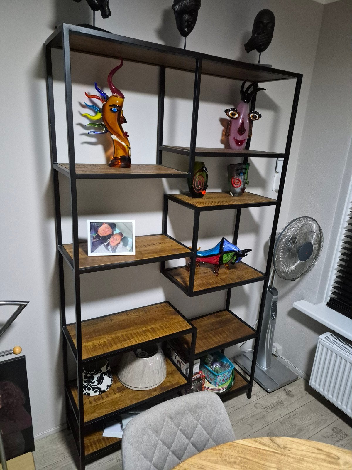 Industriële vakkenkast van mangohout - 210x120x35 cm, Huis en Inrichting, Kasten | Boekenkasten, Met plank(en), 100 tot 150 cm