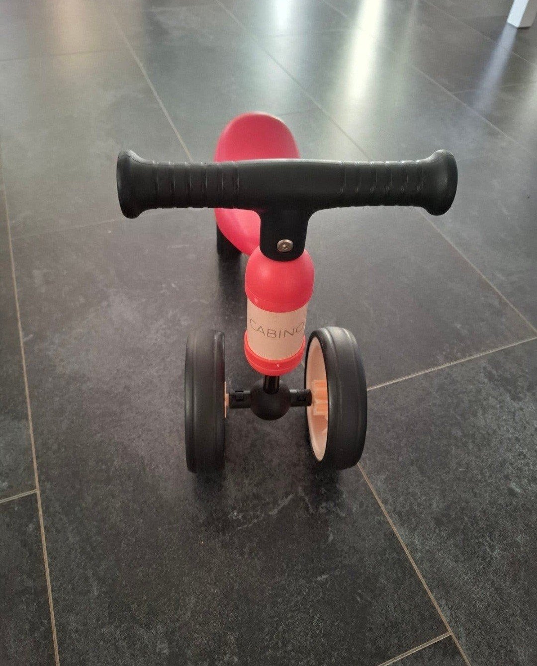 Cabino Loopfietsje Roze - Perfect voor 1-2 Jaar, Ophalen of Verzenden, Gebruikt, Loopfiets