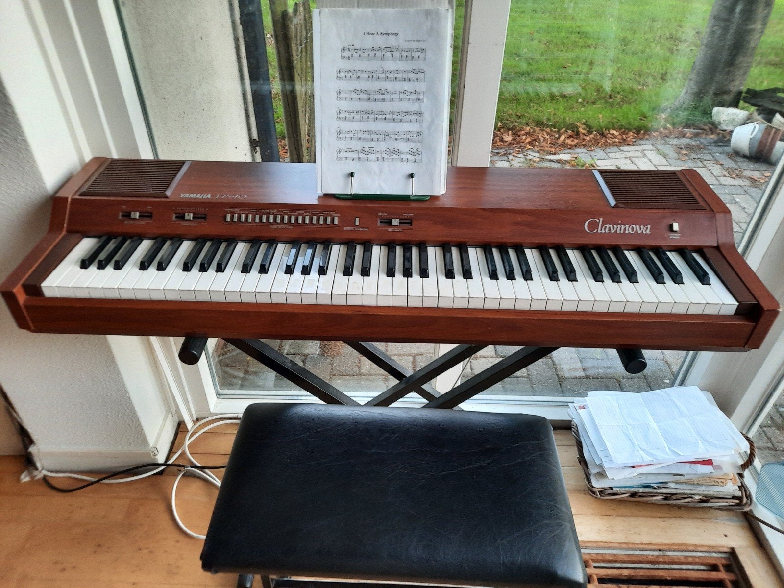Mooie digitale piano, 88 toetsen, Zo goed als nieuw, Met standaard, Ophalen