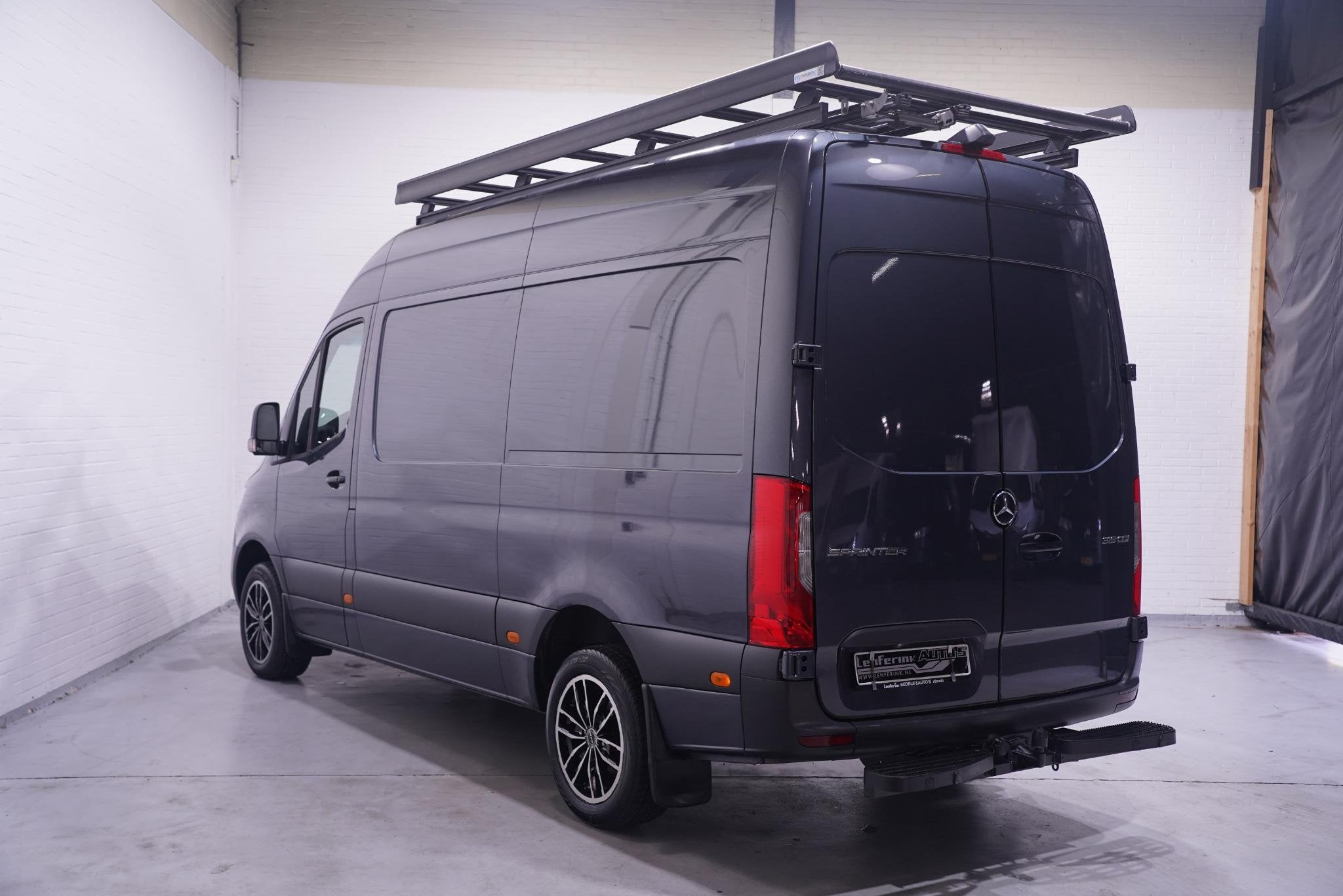 Mercedes-Benz Sprinter 319 CDI 190 pk Aut. L2H2 Navi, Trekha, Auto's, Automaat, Achterwielaandrijving, Gebruikt, Mercedes-Benz