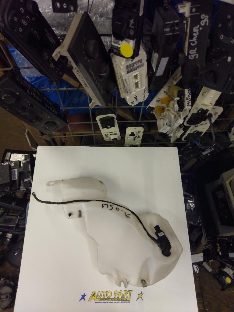 Ford F150 ruitensproeierreservoir 2015-2017, Gebruikt, Ford motor company, Ford USA, P.O. Box 6248, Dearborn, MI 48126