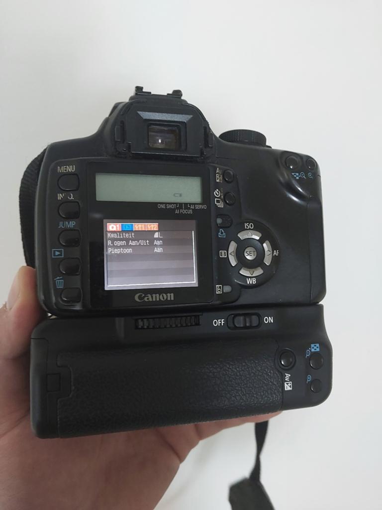 Canon EOS 350D Digital Camera Canon Grip PG E3 Batterij, Audio, Tv en Foto, Fotocamera's Digitaal, Spiegelreflex, Canon, Ophalen of Verzenden