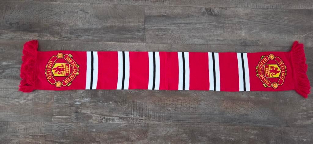 Sjaal Manchester United, Verzamelen, Sportartikelen en Voetbal, Ophalen of Verzenden, Zo goed als nieuw, Buitenlandse clubs, Vaantje of Sjaal