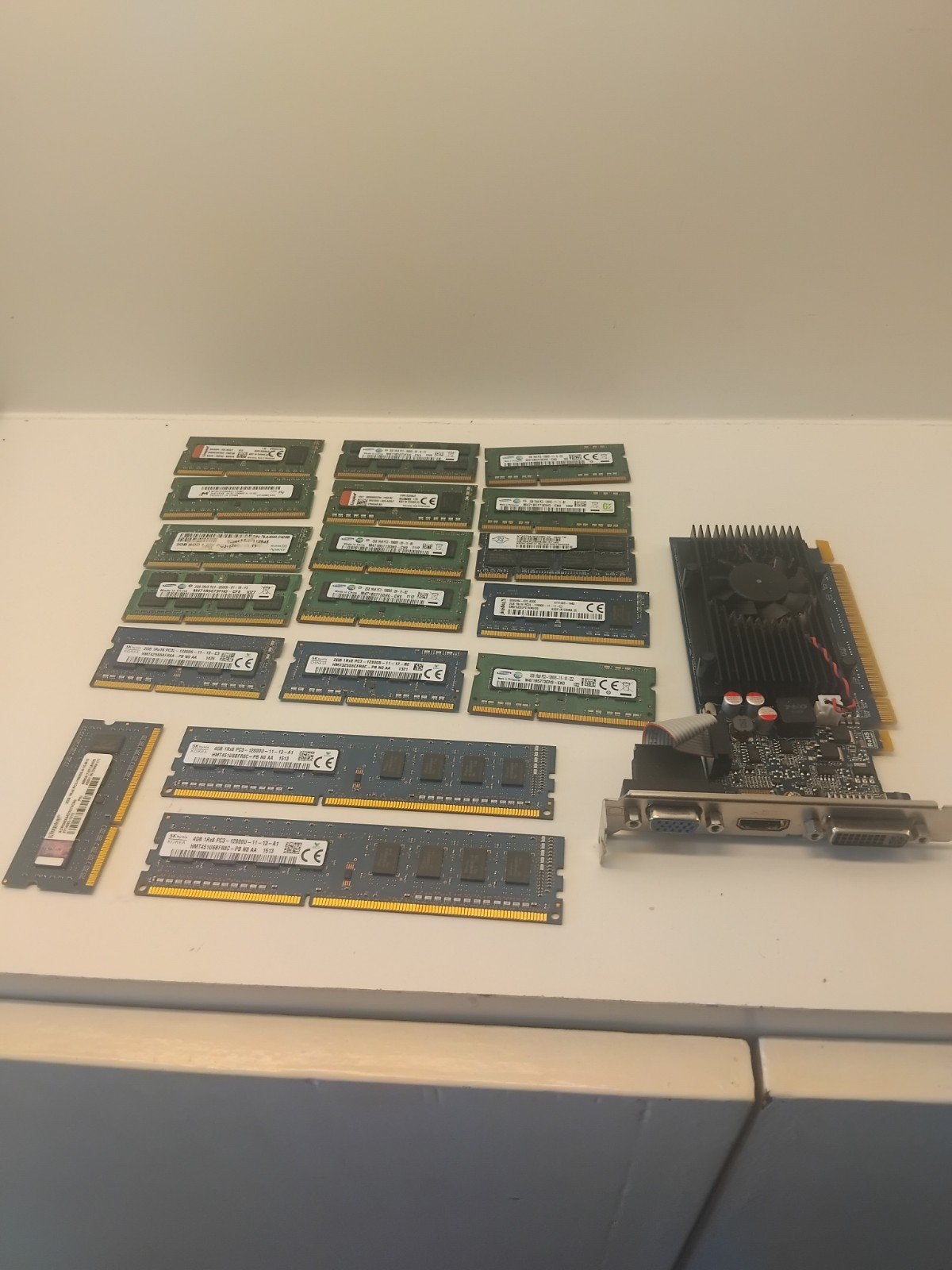 Partij computeronderdelen:NVIDIA videokaart + 40 GB DDR3 RAM, Ophalen of Verzenden, DDR3, Desktop