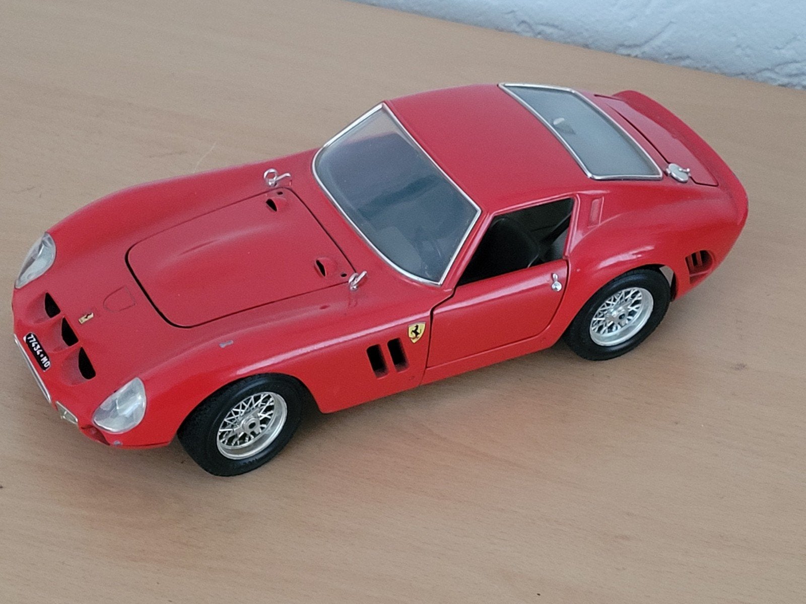 Bburago Ferrari 250 GTO (1962) schaal 1/18, Hobby en Vrije tijd, Modelauto's | 1:18, Gebruikt, Auto, Ophalen of Verzenden, Bburago