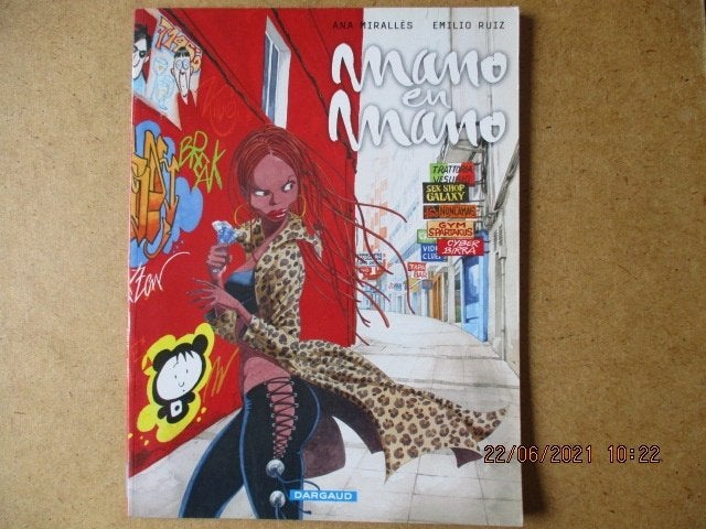 adv3546 mano en mano, Eén stripboek, Ophalen, Gelezen