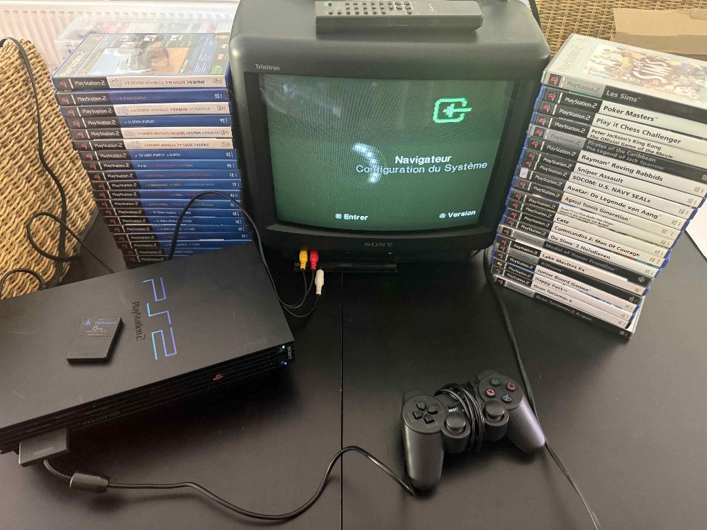 Sony TV Trinitron + PlayStation 2 console + games + demo's, Gebruikt, Met games, Ophalen of Verzenden, Met 1 controller