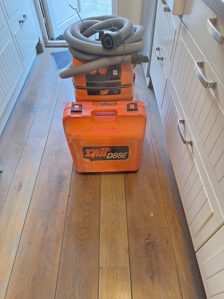Muurfrees machine, Overige materialen, Ophalen of Verzenden, 10 m² of meer, 10 tot 30 cm