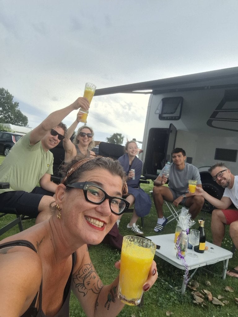 Gezocht 2 zaterdag tickets voor concert at sea, Ophalen of Verzenden, Nieuw
