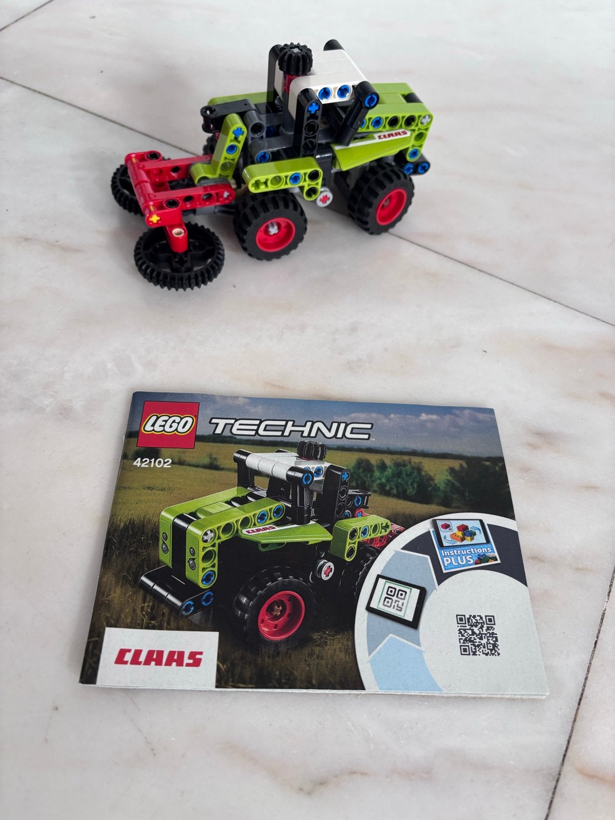 Lego Technic Claas Xerion 42102 Tractor met instructies