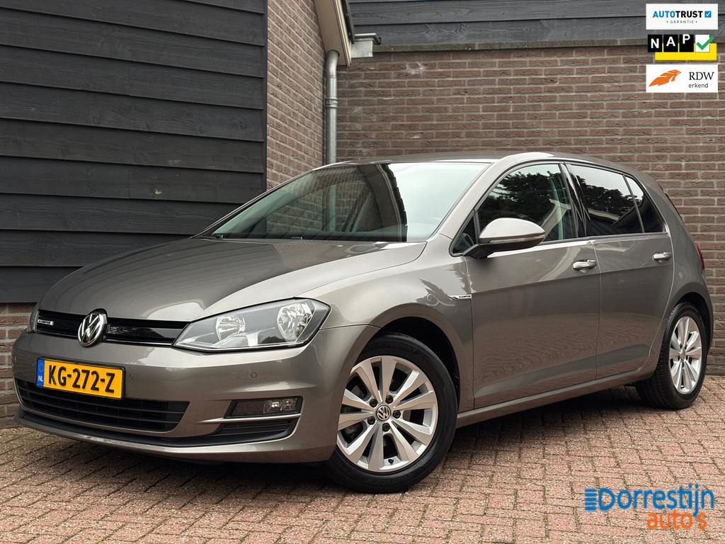 Volkswagen Golf 1.0 TSI Comfortline | CarPlay | Navi | PDC |, Auto's, Voorwielaandrijving, Stof, Gebruikt, Navigatiesysteem