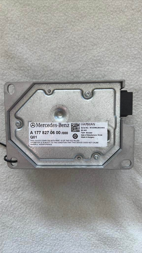 A177 827 06 00 Q01 Mercedes A W177 versterker Harman, Ophalen