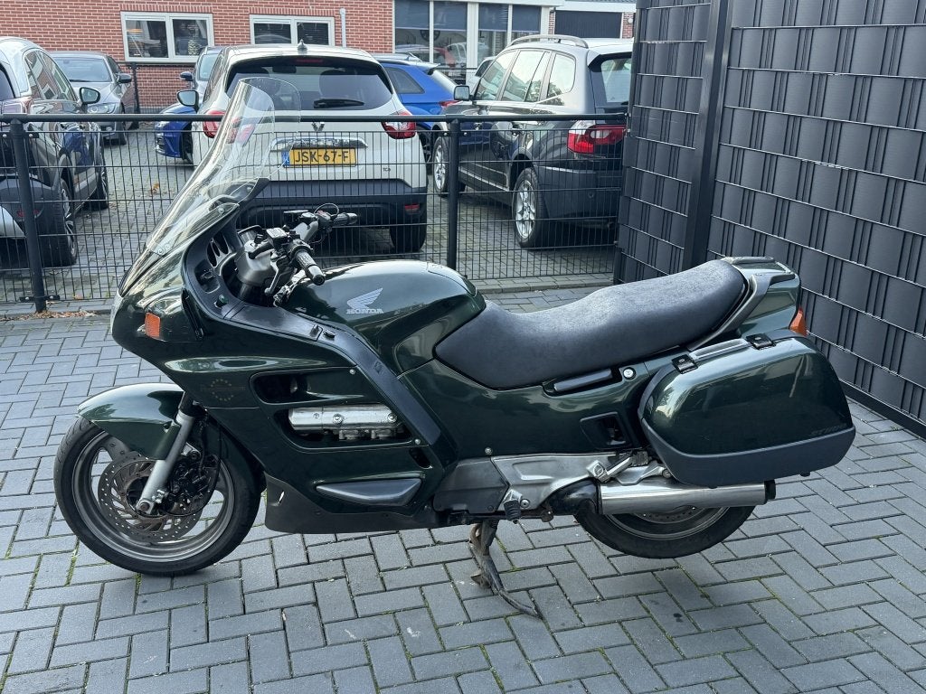 Honda ST 1100 Pan European 1992| TOUR MOTOR| V4| HANDVAT VER, Motoren, Honda, Gebruikt, Geen email te vinden, Meer dan 35 kW