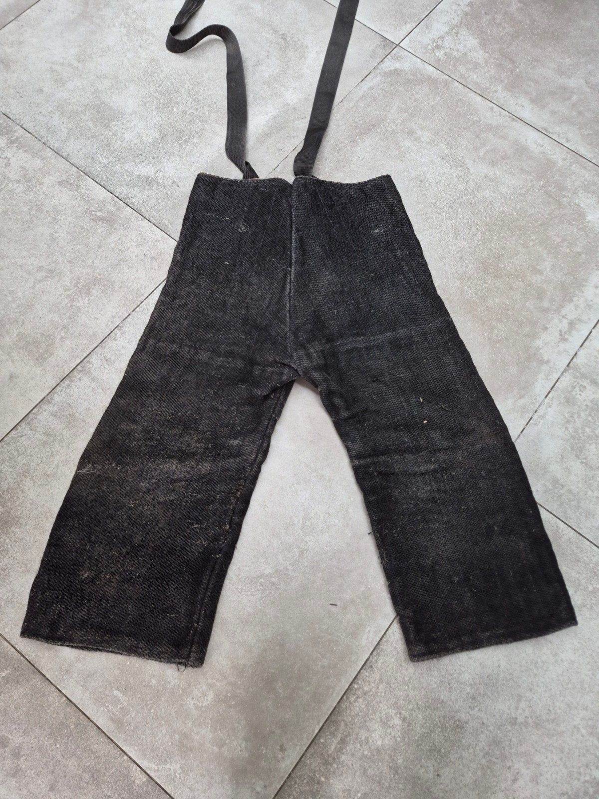 knpv jute bijtbroek., Ophalen of Verzenden, Gebruikt