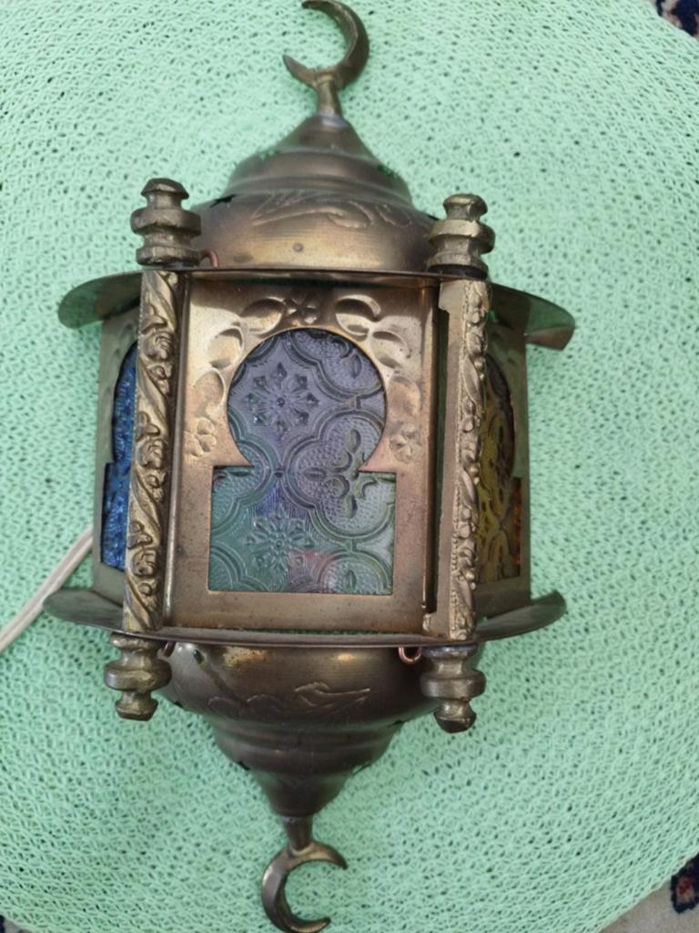 Oosterse koperen lamp met gekleurd glas, Ophalen of Verzenden