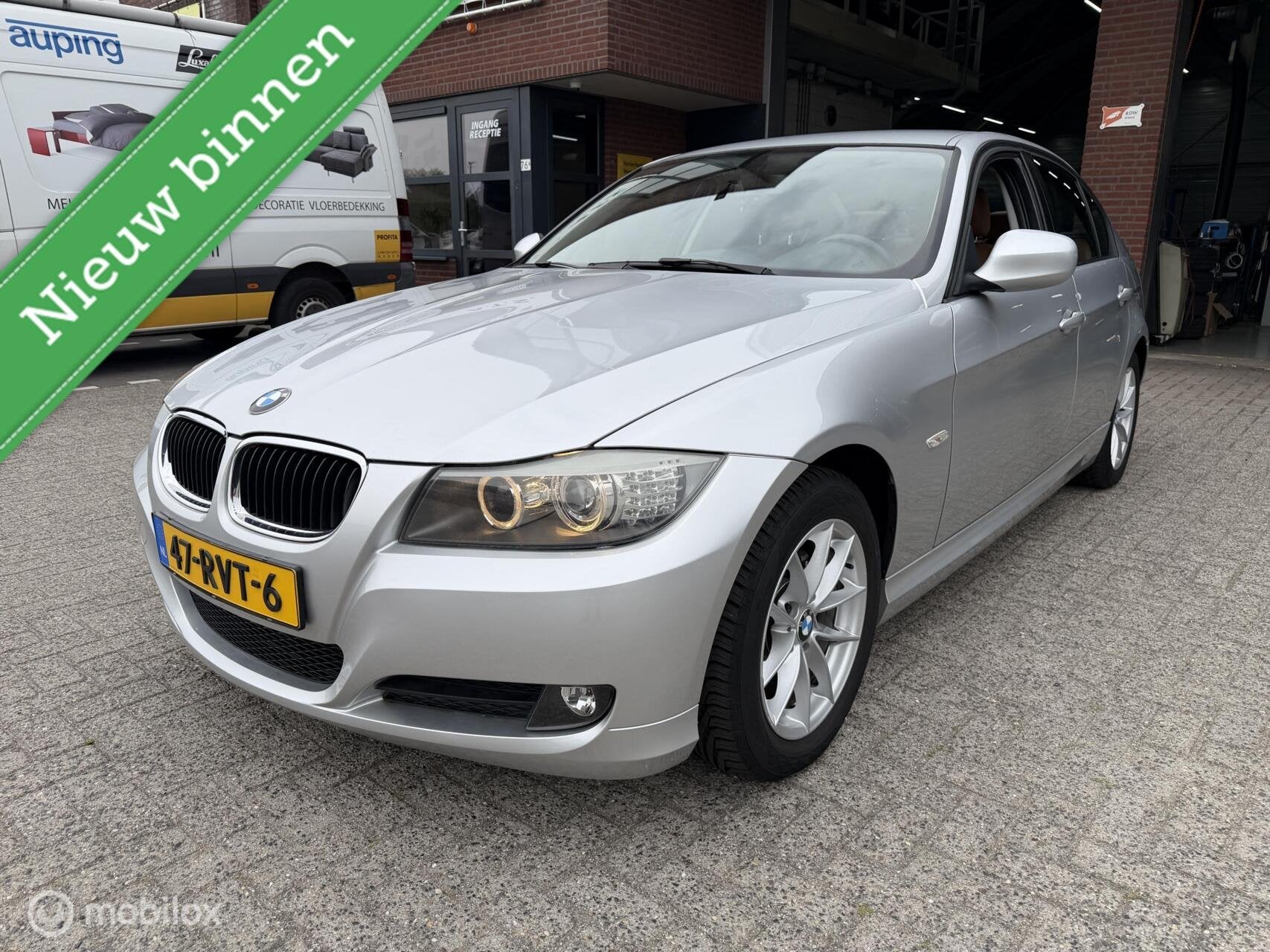 BMW 3-serie 318i Luxury Line NAVI*LEDER*CRUISE*XENON*PDC*, Auto's, Automaat, Euro 5, Sedan, 3-Serie
