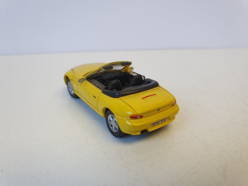 Foto 6 van HONGWELL 1:72 Personenauto’s 4 stuks z.g.a.n.