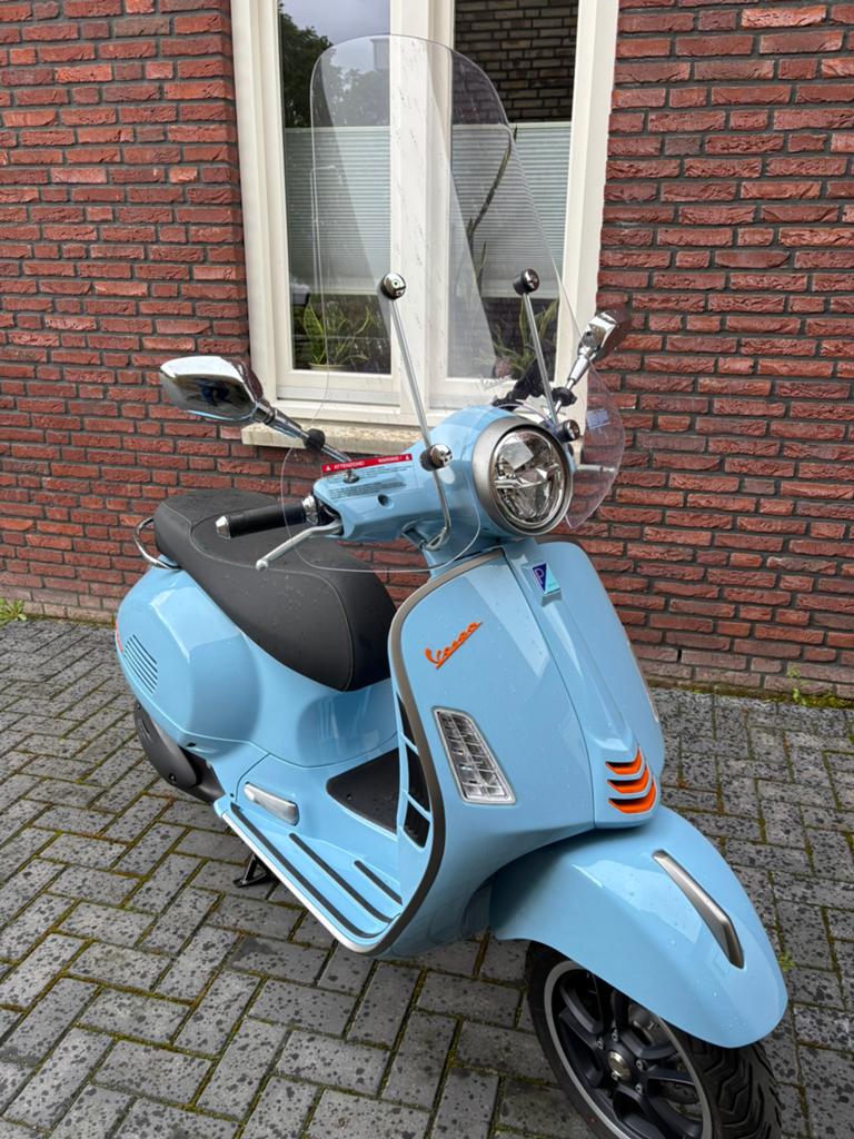 Vespa GTS HPE, Keyless, Porsche lak!, Ophalen, 300 cc