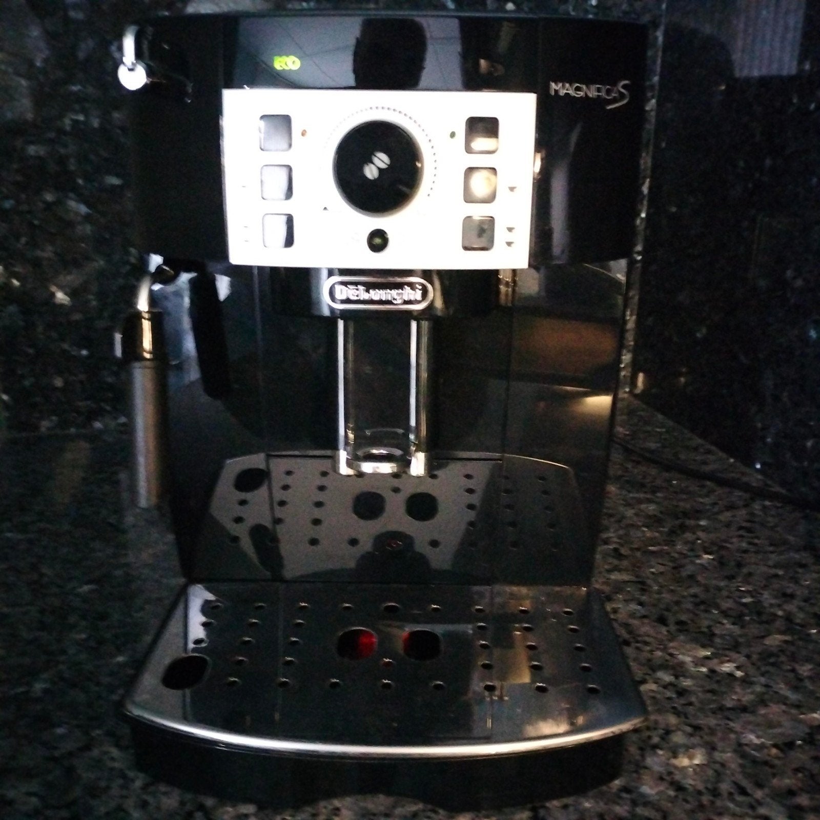 DeLonghi Magnifica S Italiaans koffiezetapparaat, Ophalen, Koffiemachine, Gemalen koffie