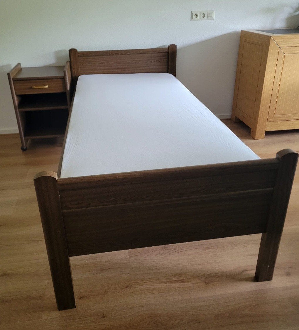 Eenpersoonsbed, Ophalen, 90 cm, Eenpersoons, Bruin