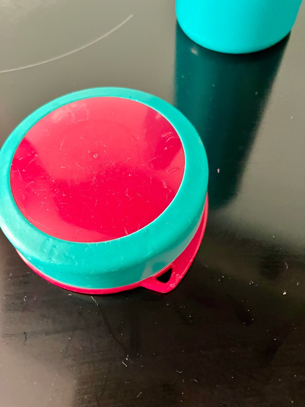 Vintage Tupperware Drinkbeker 2355-5 - Turquoise/Rood, Gebruikt, Blauw, Beker of Kan, Ophalen of Verzenden
