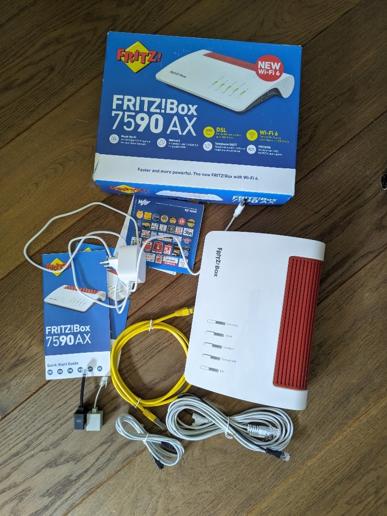 Fritz!box 7590 AX v2, Computers en Software, Ophalen of Verzenden, Zo goed als nieuw, Router met modem, AVM FRITZ!Box