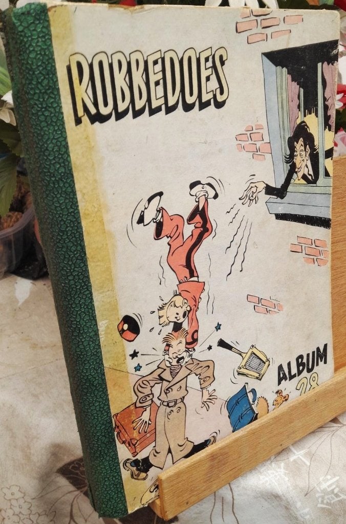 robbedoes verzamelalbum nr 28, Gelezen, Eén stripboek, Ophalen of Verzenden, Franquin