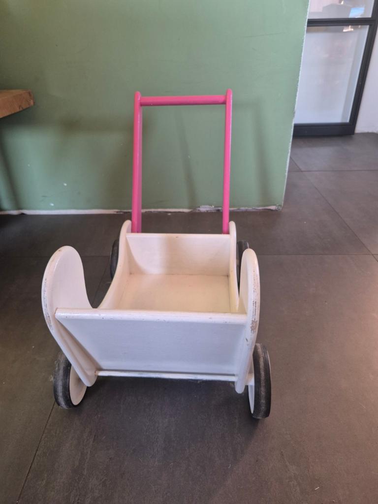 Houten poppenwagen / loopwagen wit met roze handvat, Ophalen, Gebruikt, Meisje