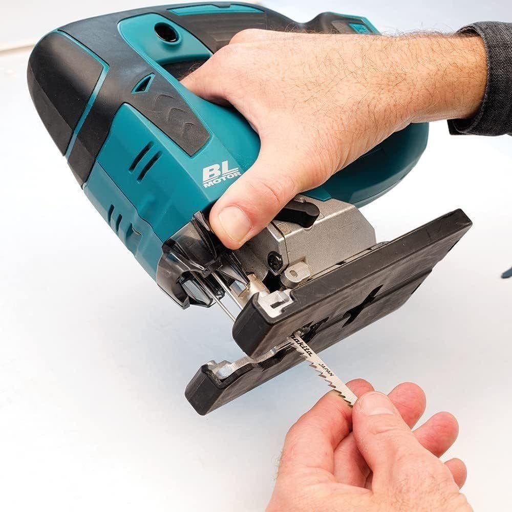 MAKITA DJV182Z 18V ACCU DECOUPEERZAAG D-MODEL BRUSHLESS lxt, Overige typen, Nieuw, Ophalen of Verzenden, 250 tot 300 cm