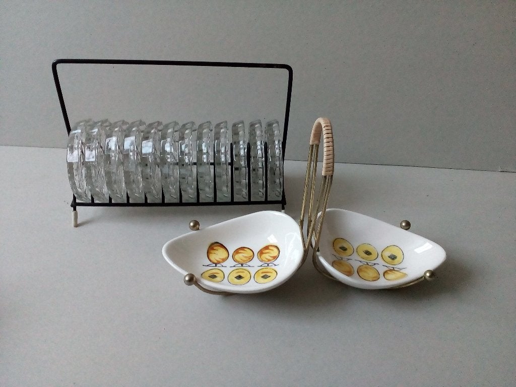 Vintage Schaaltjes/Onderzetters in metalen rekjes.Pr. p/stuk, Ophalen of Verzenden, Overige typen