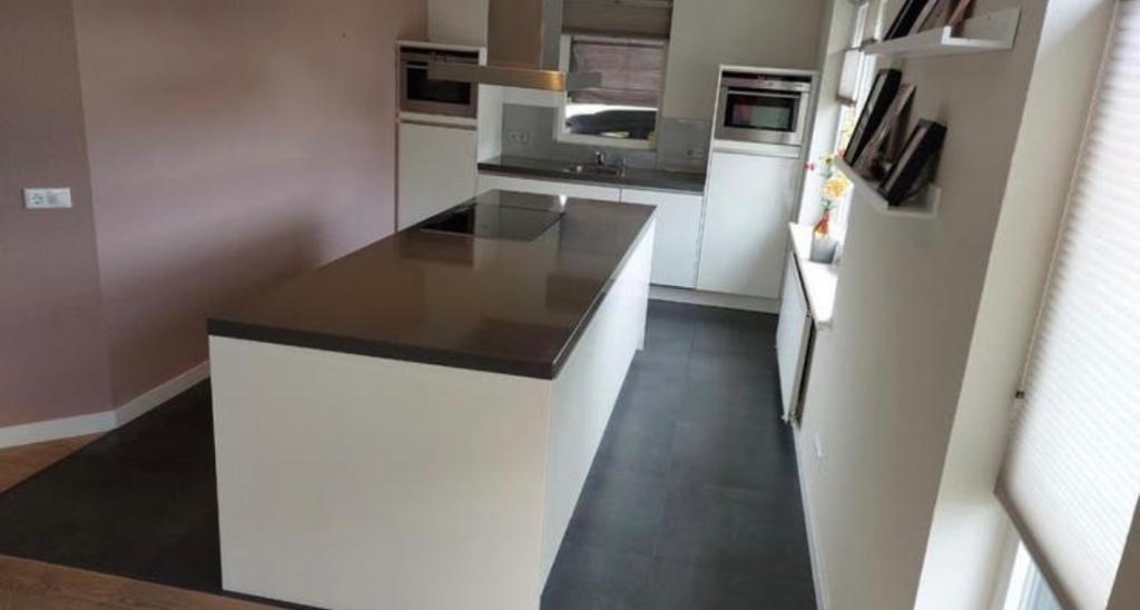 ✨ HOOGGLANS GREEPLOOS EILAND KEUKEN ✨, Ophalen, Wit, Dubbelwandige keuken, Zo goed als nieuw