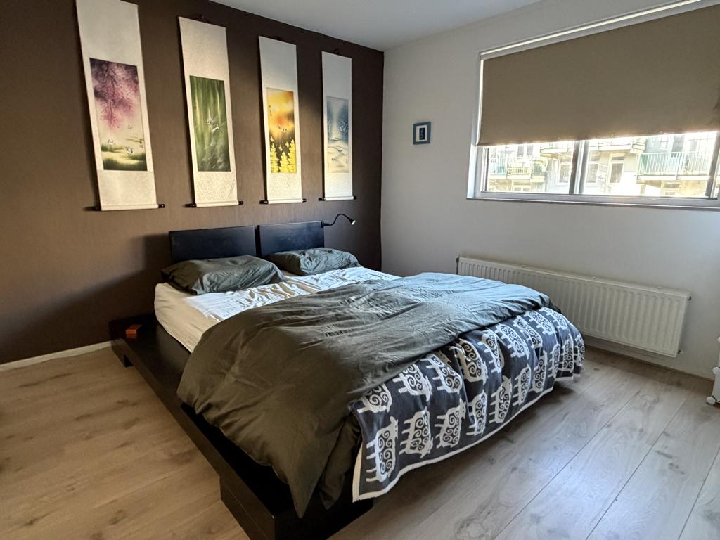 Coco-Mat Japans houten bed, Huis en Inrichting, Ophalen, Bruin, 210 cm, Zo goed als nieuw