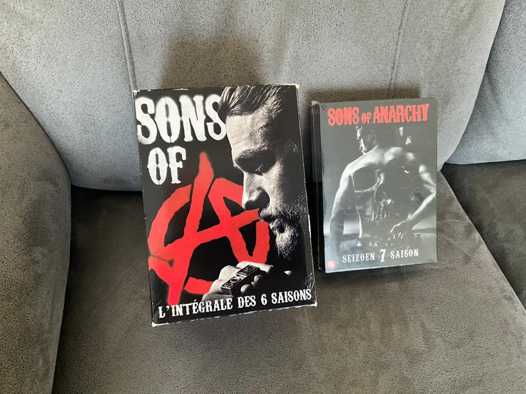 Sons Of Anarchy complete  seizoenen  en diverse sieraden, Vanaf 16 jaar, Ophalen of Verzenden, Zo goed als nieuw