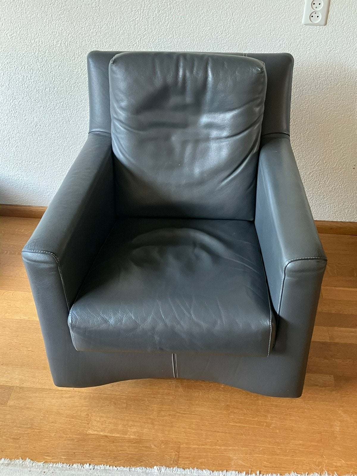 Leolux fauteuil, Huis en Inrichting, Fauteuils, Gebruikt, Leer, 50 tot 75 cm, Minder dan 75 cm, Ophalen
