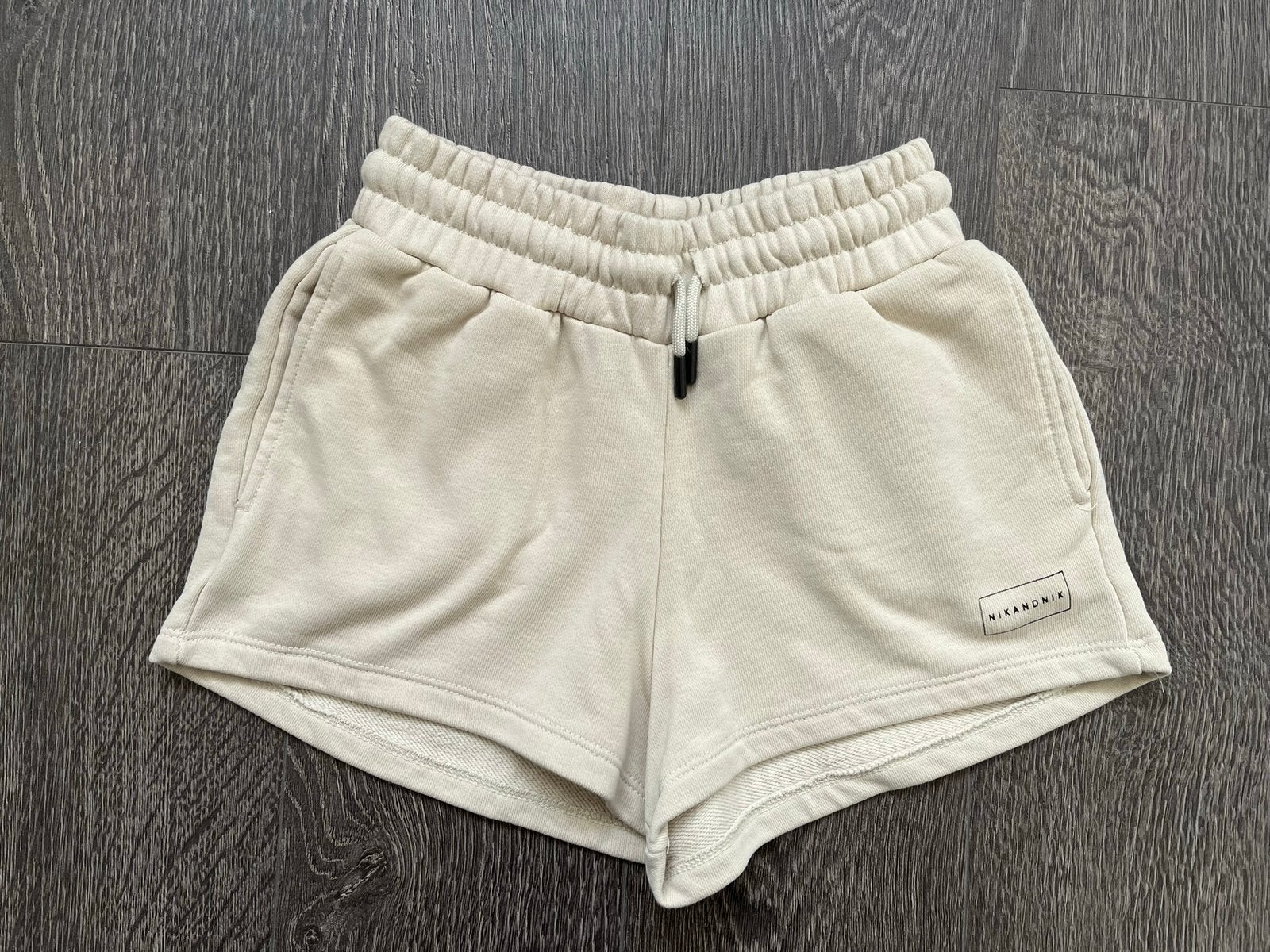 Meisjes korte broek / short beige Nik & Nik mt 16 / 176, Ophalen of Verzenden, Zo goed als nieuw, Meisje, Broek