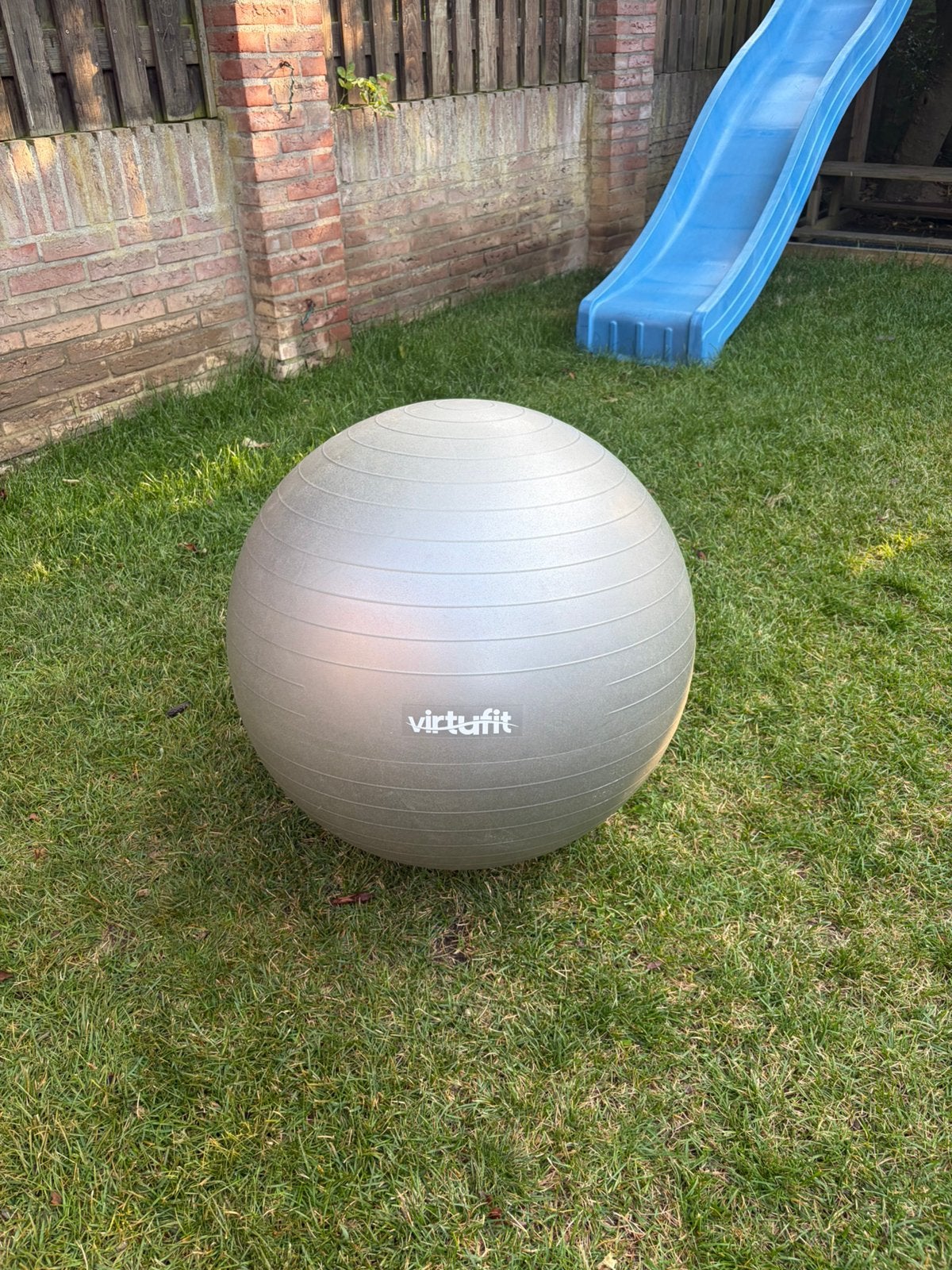 Fitnessbal / bevalbal, Ophalen, Zo goed als nieuw, Fitnessbal
