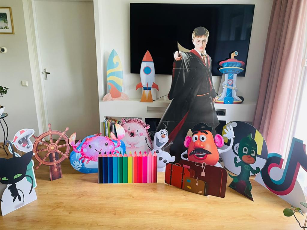 Posters decoratie kinderfeestje, Ophalen of Verzenden, Zo goed als nieuw, Versiering