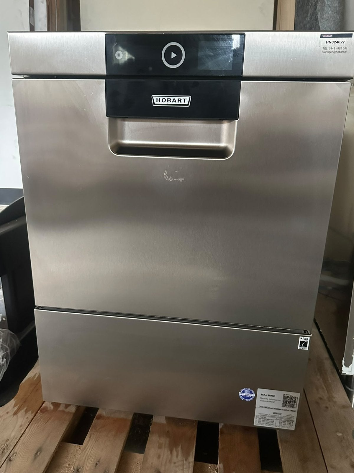 Hobart FXS-10C Glazenspoelmachine Voorlader Horeca, Ophalen, 60 cm of meer, Zo goed als nieuw, Vrijstaand