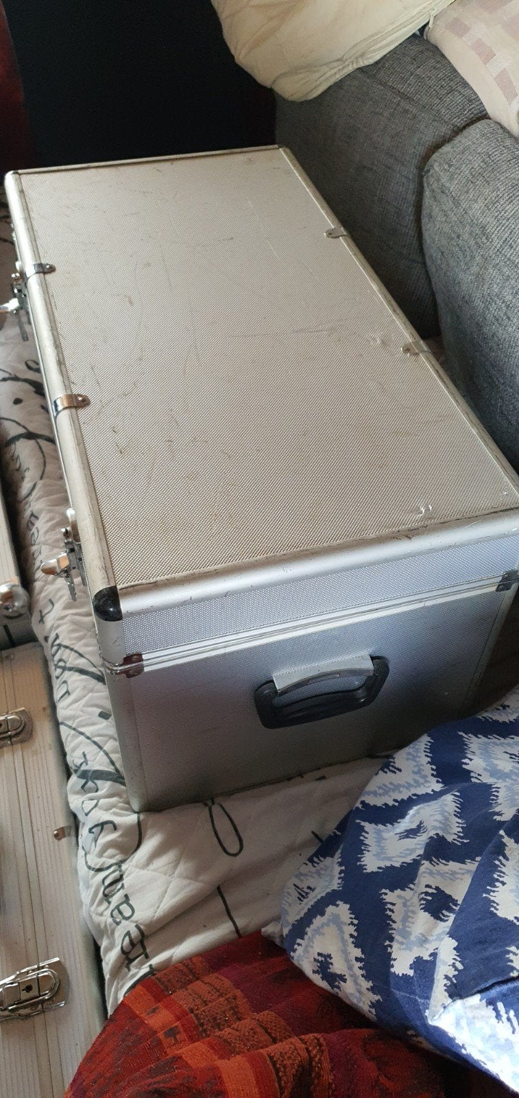 Foto 8 van 1500w amp + dubble cd player + 1500w speakers