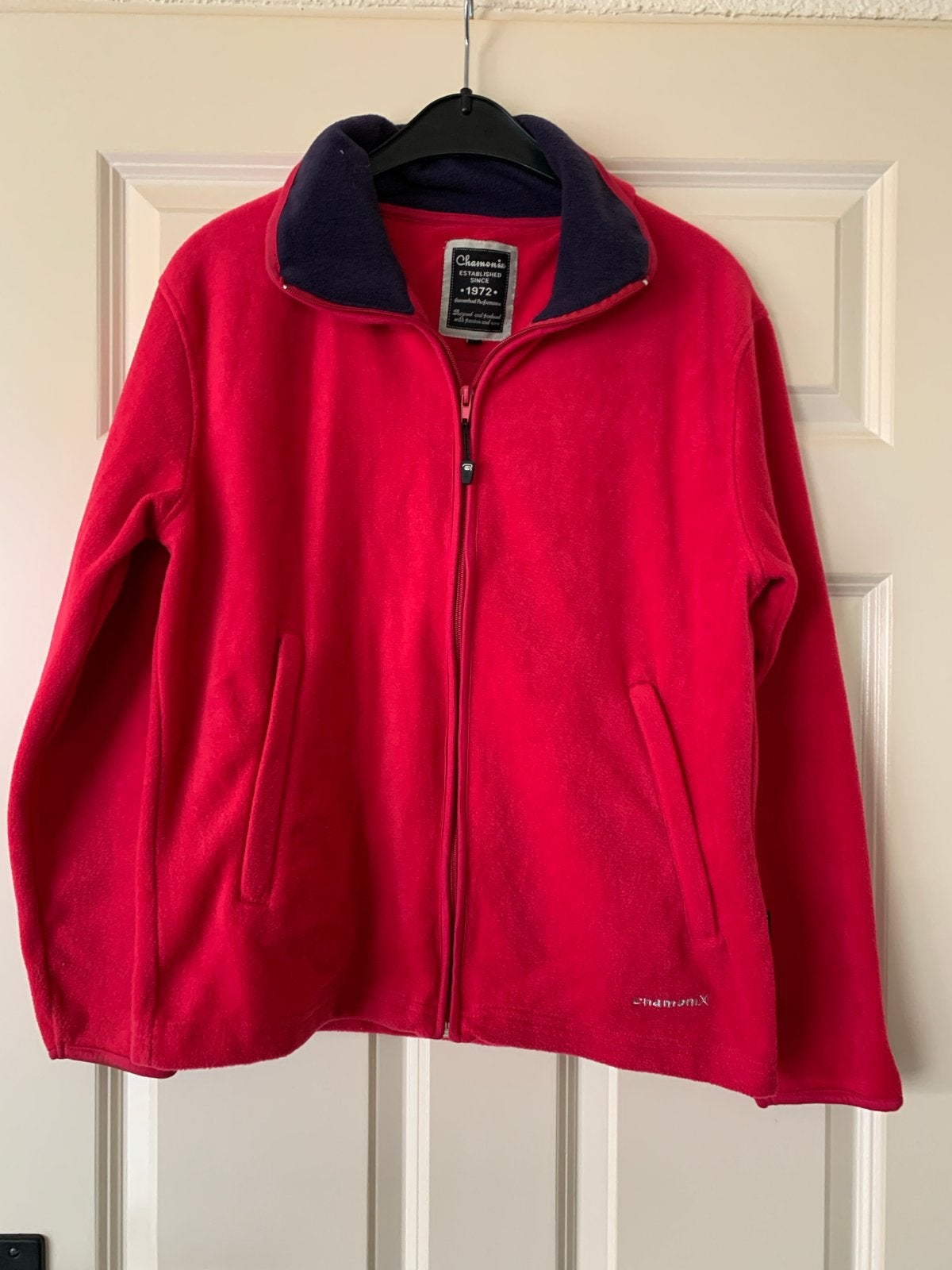 Chamonix rode fleece jas - Maat M, Ophalen of Verzenden, Gedragen, Maat 38/40 (M), Rood